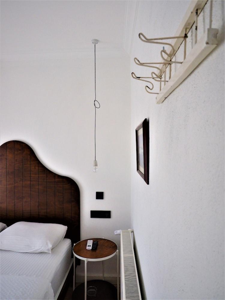 Amphora Hotel Foca Exterior photo
