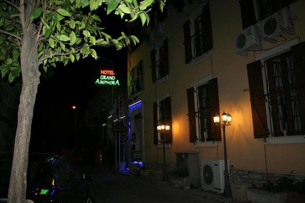 Amphora Hotel Foca Exterior photo