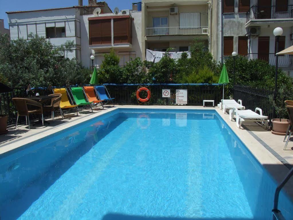 Amphora Hotel Foca Exterior photo