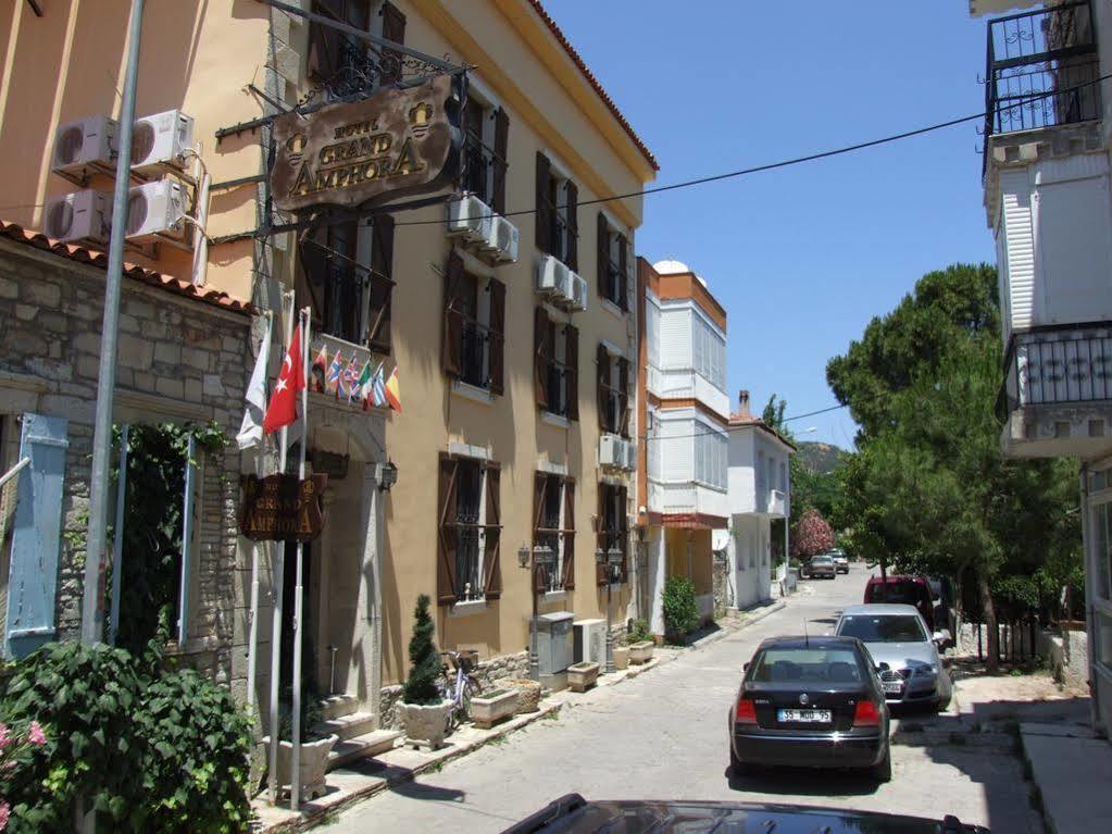 Amphora Hotel Foca Exterior photo